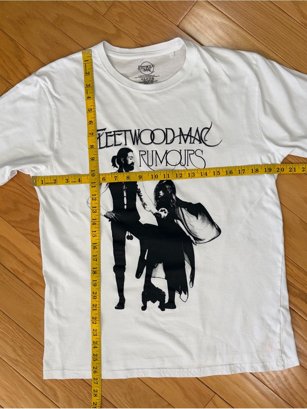 Fleetwood Mac Rumours Album Cover White Graphic Tee - Picture 4 of 4